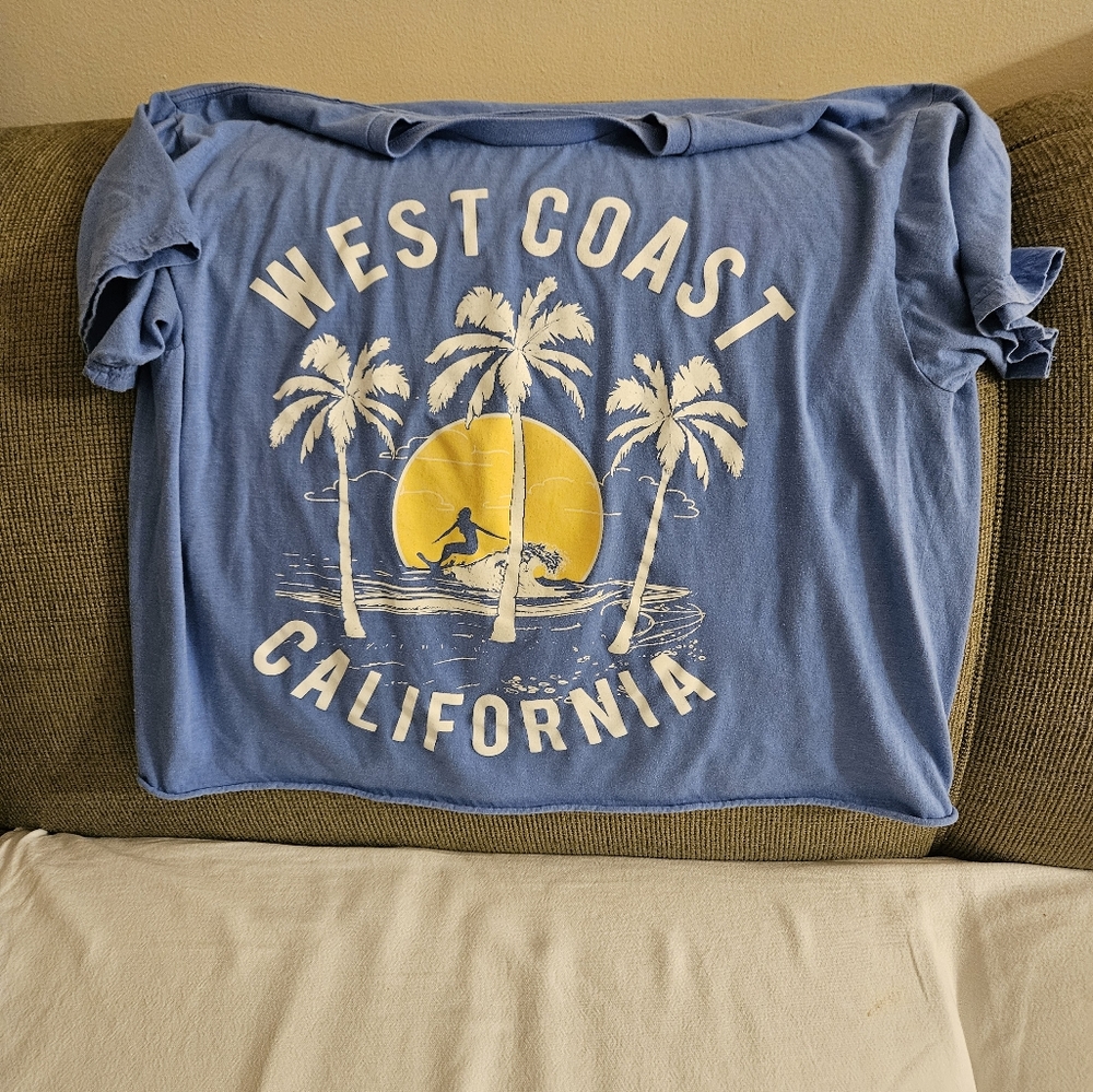 Ladies tee